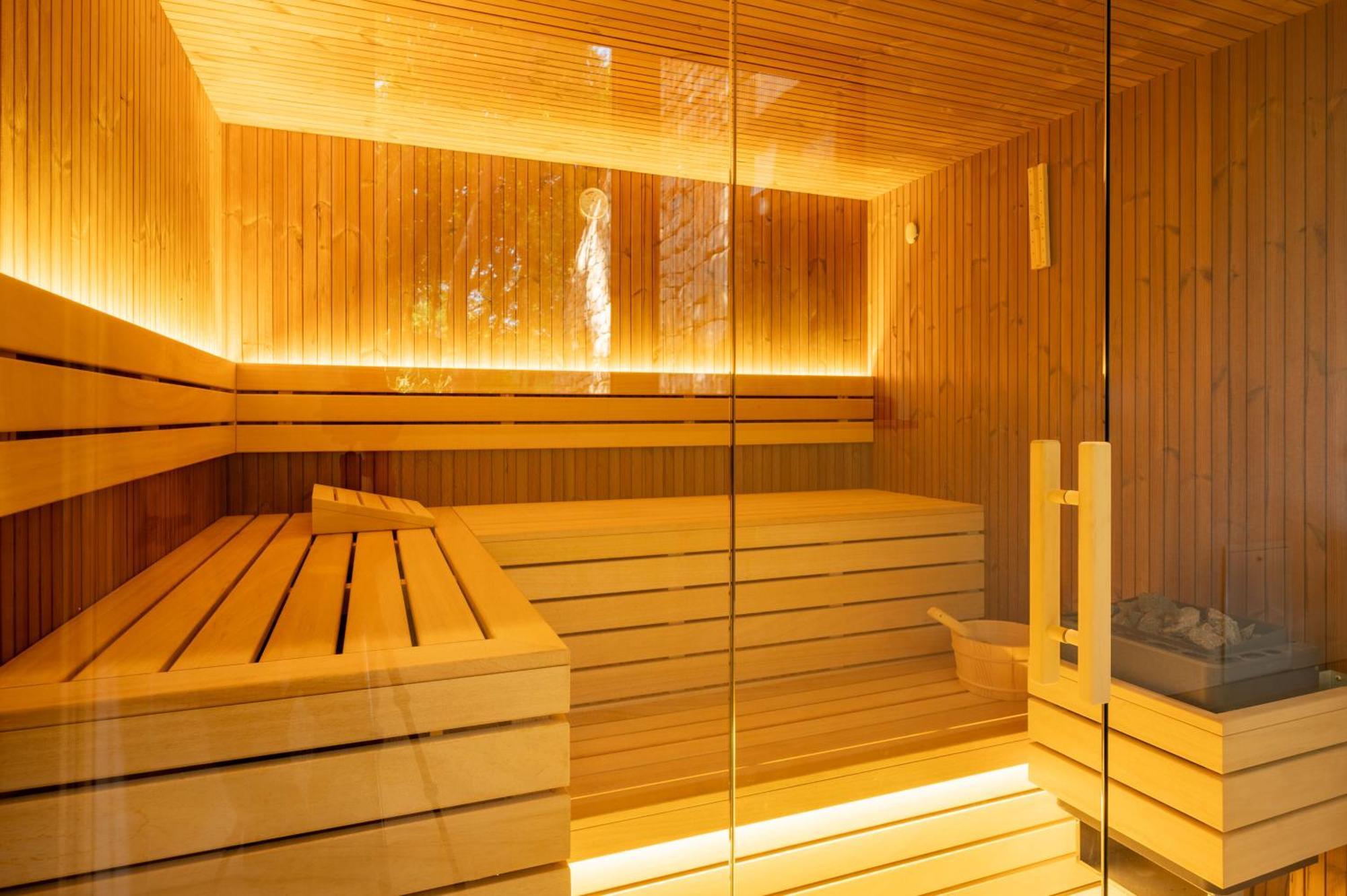 Hotel Nono Ban Hotel & Villa 4*